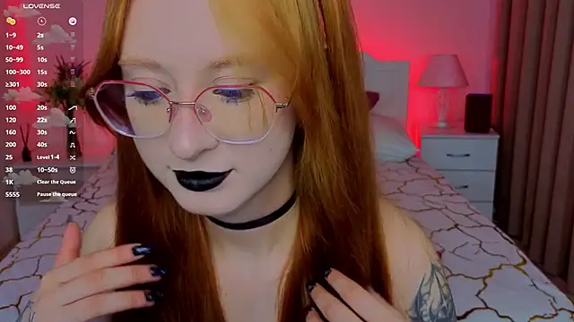 WICKEDEMBER Chat XXX in diretta