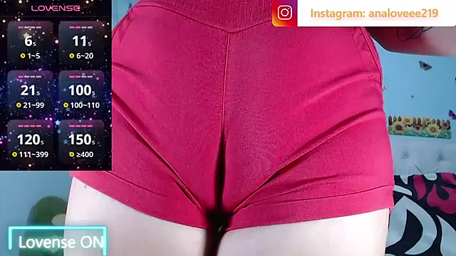 ana_studio élő XXX-chatje