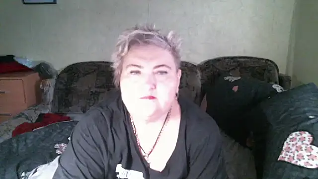 Chat +18 de Lana555 ao vivo