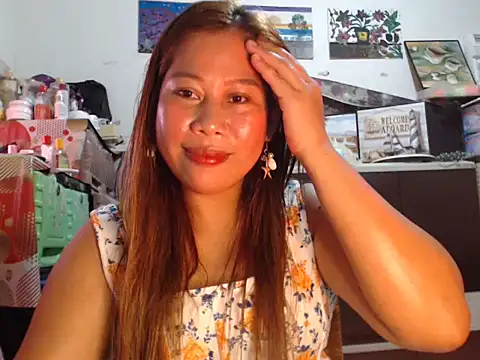 exotic_filipina_beauty élő XXX-chatje