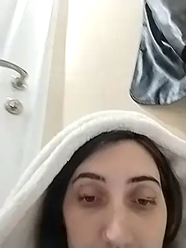 Chatroom XXX en direct de Iren