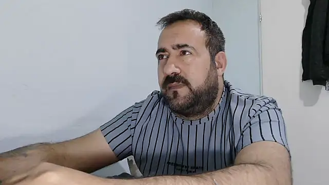 Chat XXX en directo de mio_jaks