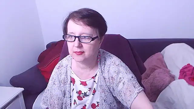 ChristaRose: онлайн-секс-чат