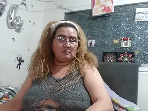 Chat XXX ao vivo de Perla1981--