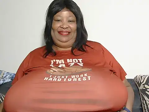 nancy111 Chat XXX in diretta