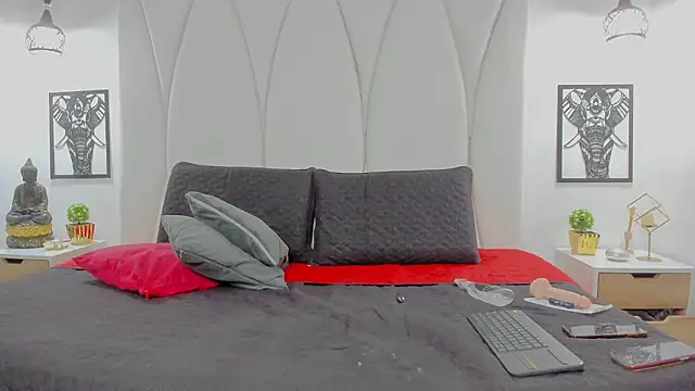 Mia_Reyesjs Chat XXX live