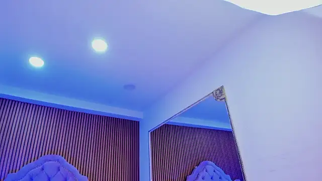 SelenaStonne's Live XXX Chat