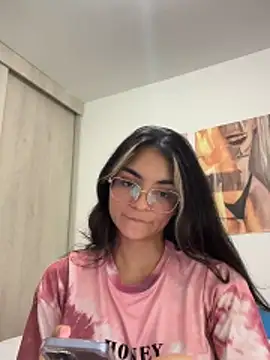 دردشة Cat2525 الجنسية المباشرة