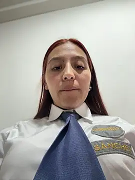 Chat XXX en directo de Emily-7_