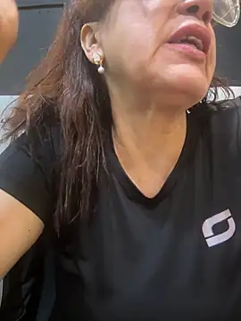 lonely_shewolfのウェブカメラショー