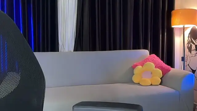 Wow-nisha Adlı Modelin Canlı XXX Sohbeti