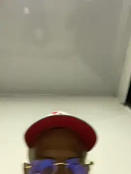 Perropa Adlı Modelin Canlı XXX Sohbeti