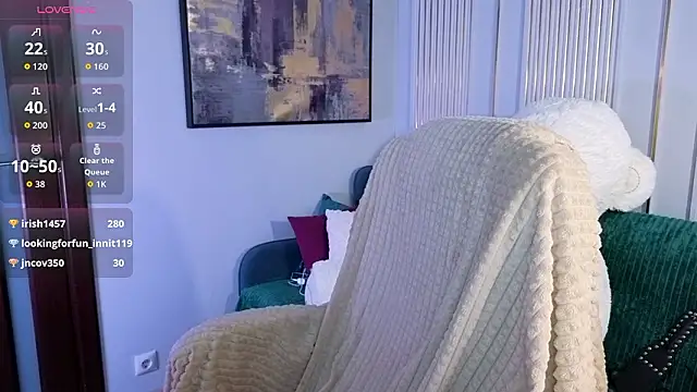 SofiAngela 即時 XXX 聊天