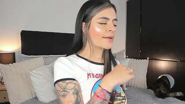 XXX chat uživo modela Amarae_