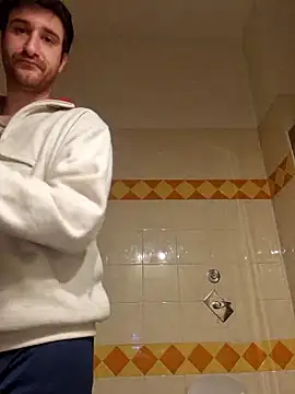 simo1097 在線直播表演