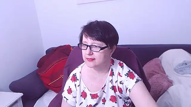 ChristaRose 即時 XXX 聊天