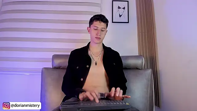 Chat XXX ao vivo de Dorianmistery2322_