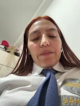 Emily-7_ élő XXX-chatje