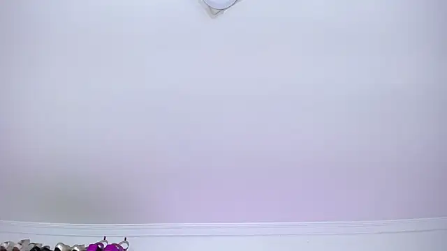 Chat +18 de Jessica_Kraftt ao vivo