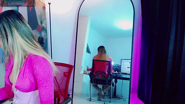 dark_sailent live XXX chat