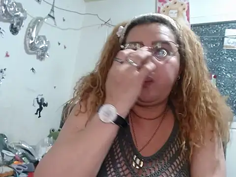 Вебкам-шоу Perla1981--