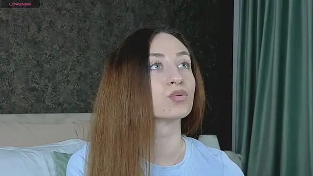 Živý XXX chat AuraM00n