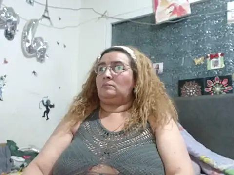 Perla1981-- Chat XXX in diretta