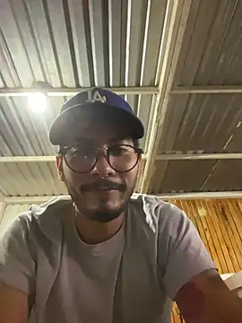 NubeRoja Pertunjukan Webcam