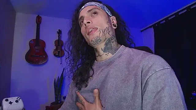 Ryuk_it Chat XXX in diretta