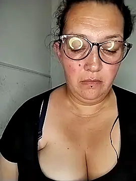 Chat XXX Live _Saraqueen