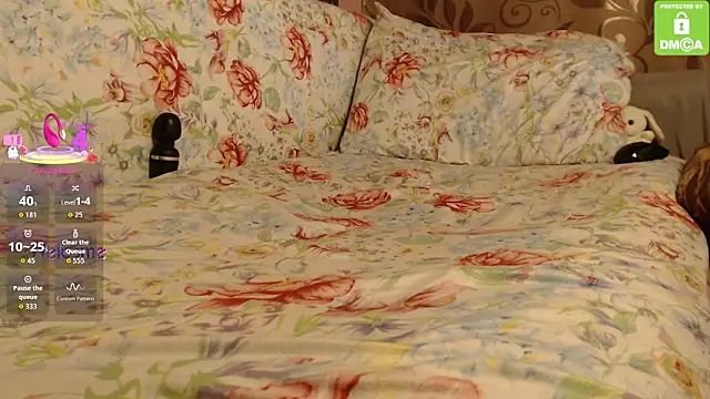 _M_i_a___'s Live XXX Chat