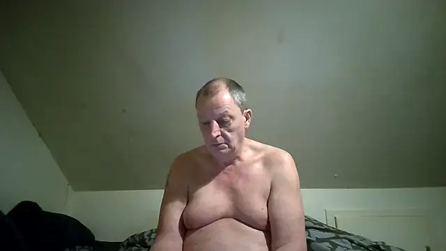 chubbybear2cum 即時 XXX 聊天