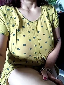 Sneha_gril: διαδικτυακό σόου στην κάμερα