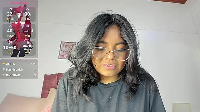 luna_velveth's Live XXX Chat