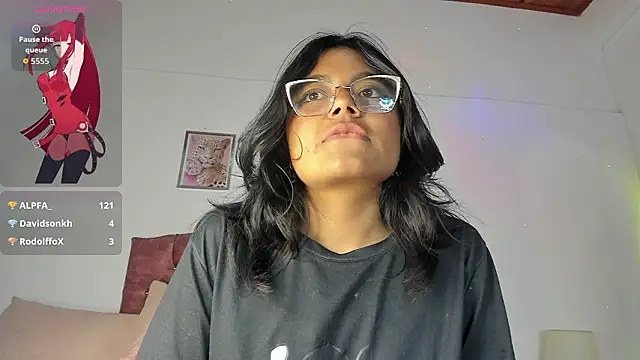 Chat +18 de luna_velveth ao vivo