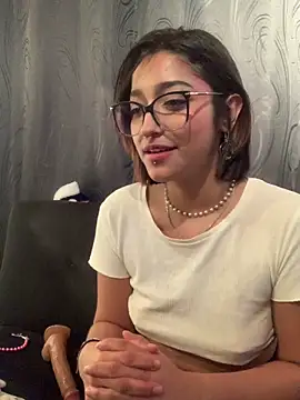 دردشة LilithMonette الجنسية المباشرة