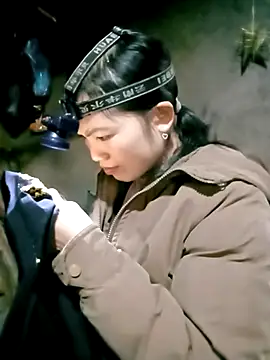 Chat XXX ao vivo de ngan-cute