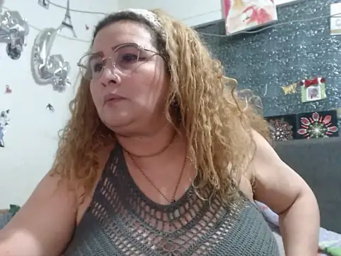 XXX chat uživo modela Perla1981--