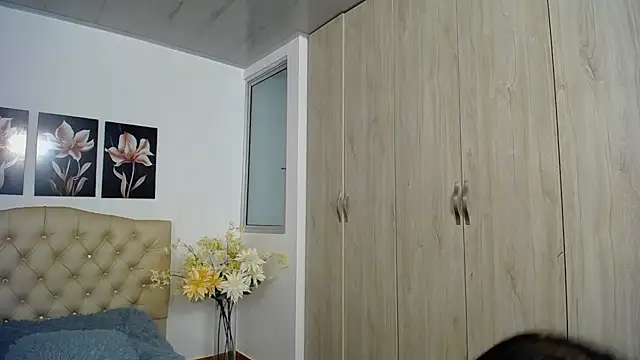 pinky_f00x – Naživo XXX chat