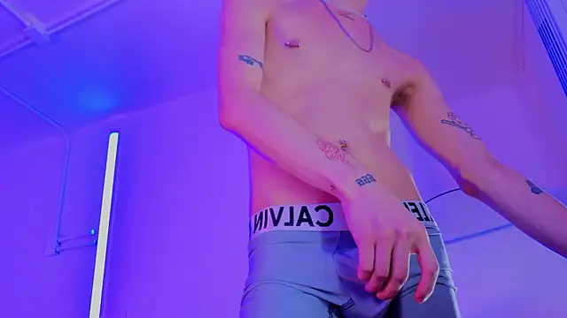 Онлайн чат XXX nova_salvatore