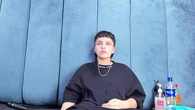 Megan_Thompson_ লাইভ XXX চ্যাট