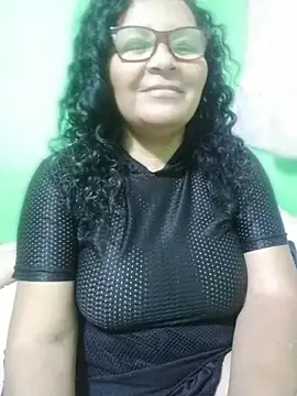 Amarantha25's Live XXX Chat