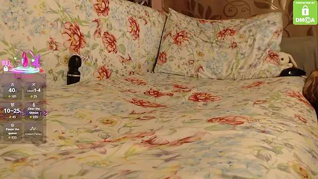 _M_i_a___ 即時 XXX 聊天