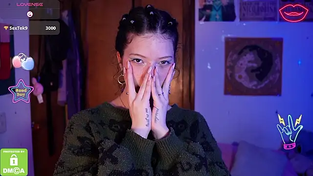 Katyroronoa: онлайн-секс-чат