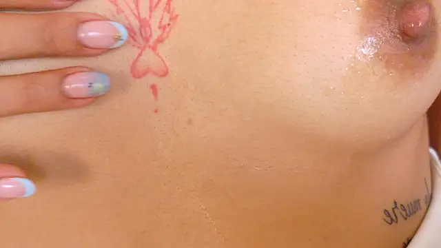 MeghanMure's Webcam Show