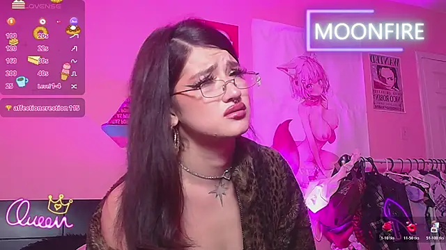 moonfiredancer's Live XXX Chat