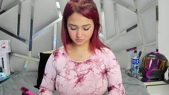 Catherinee69_x Chat XXX in diretta