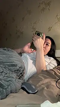 Naughtbaby_2025's Live XXX Chat