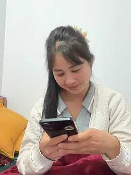 Him_MountainGirl live XXX chat