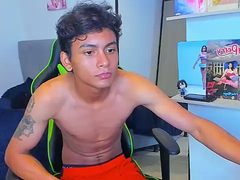 PaulTallx webkamerás műsora